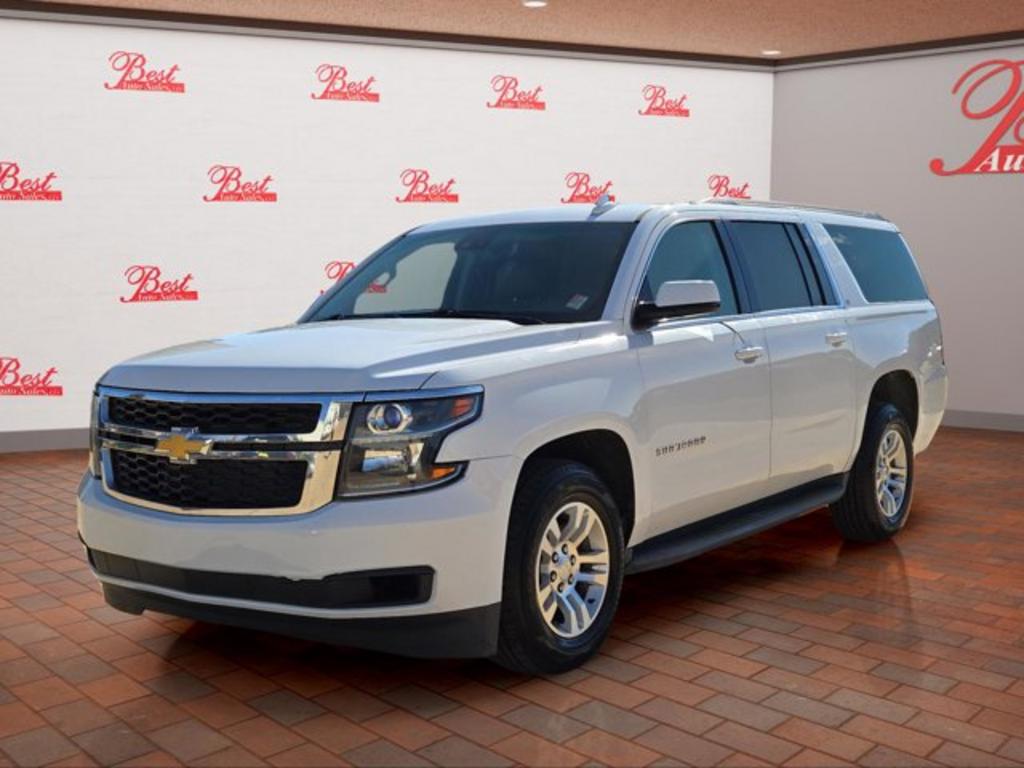 2016 Chevrolet Suburban LT's photo