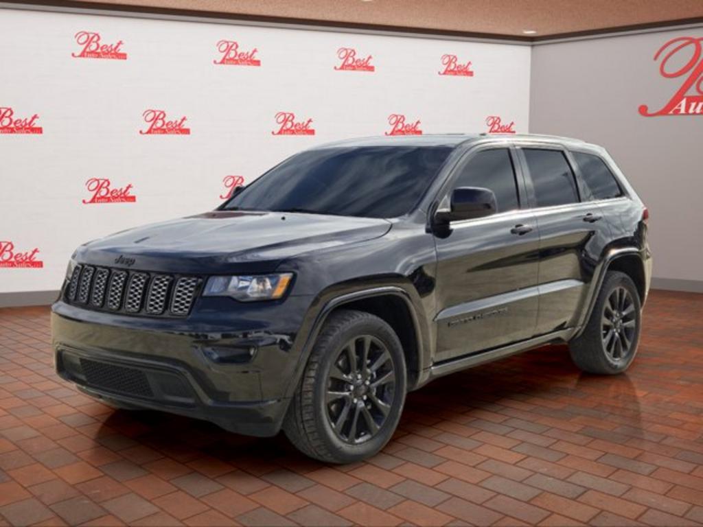 2018 Jeep Grand Cherokee Altitude's photo