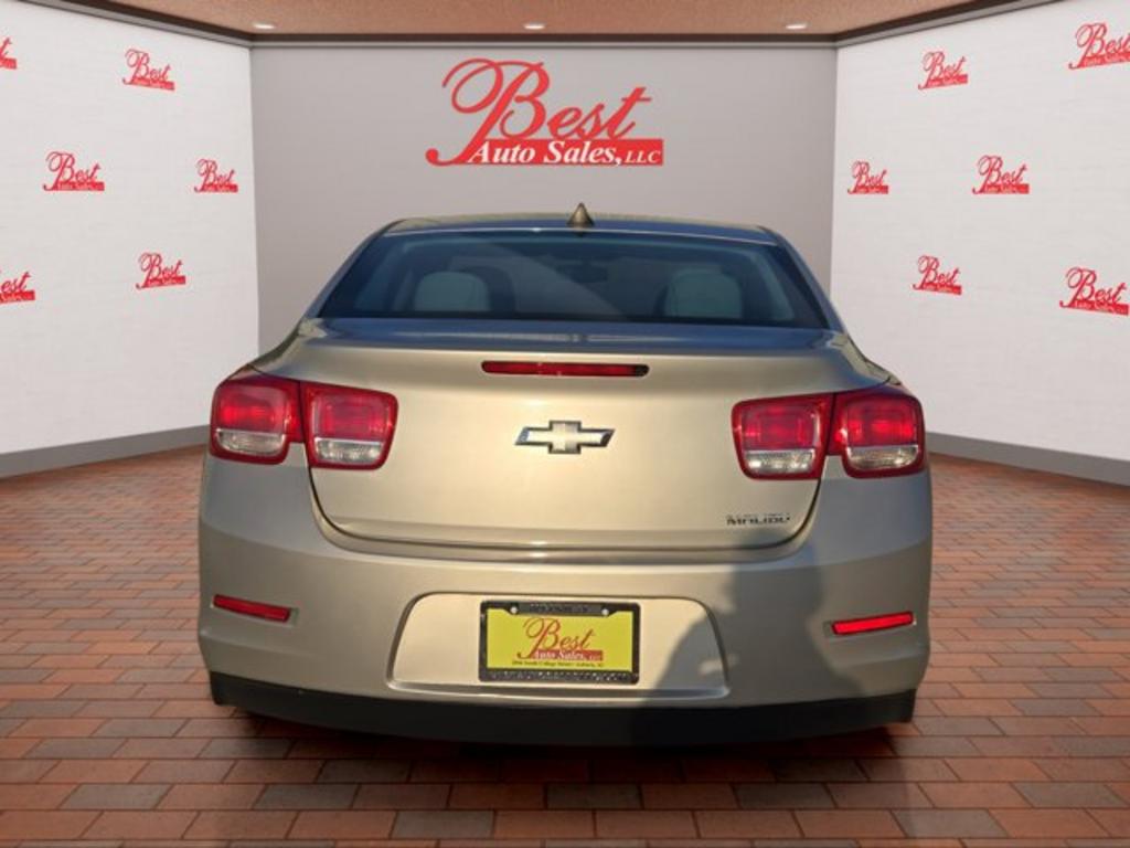 2013 Chevrolet Malibu 1LS - Photo 6