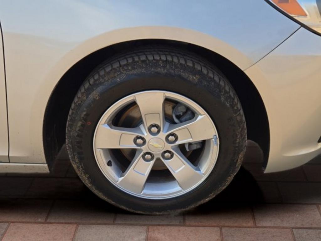 2013 Chevrolet Malibu 1LS - Photo 9
