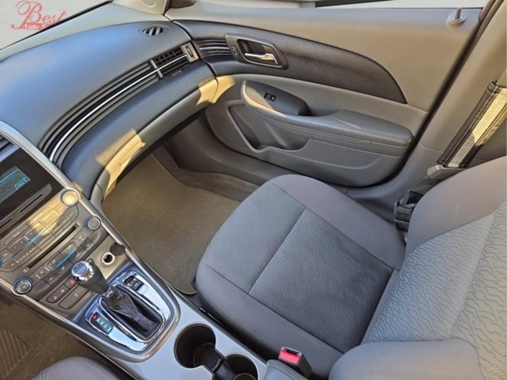 2013 Chevrolet Malibu 1LS - Photo 15