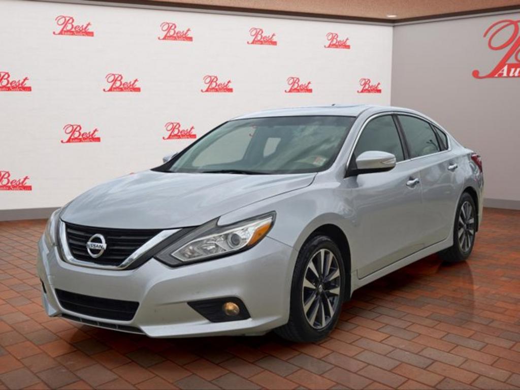 2016 Nissan Altima 2.5 SL's photo