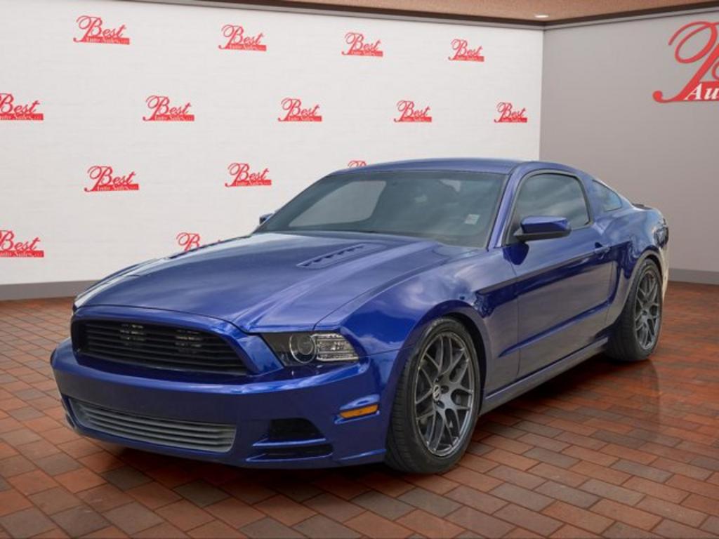 2014 Ford Mustang V6's photo