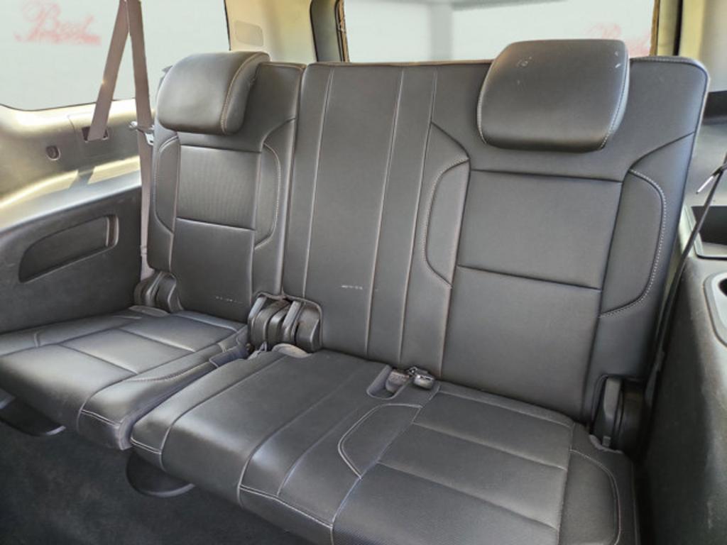2018 Chevrolet Suburban Premier - Photo 12