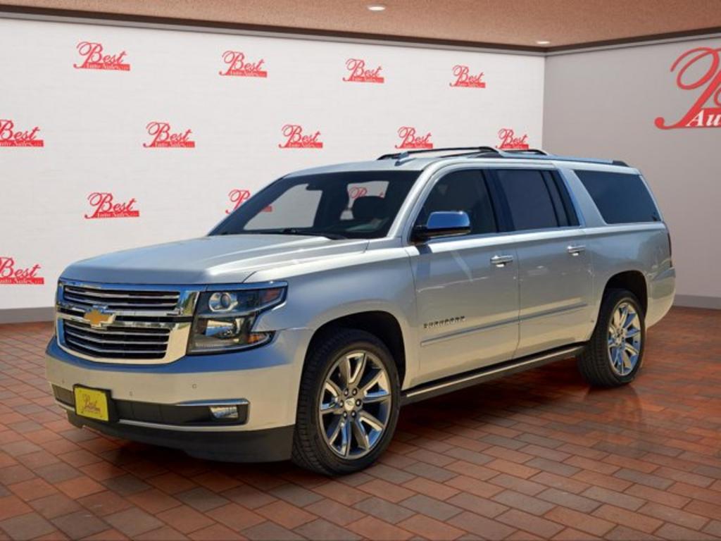 2019 Chevrolet Suburban Premier's photo