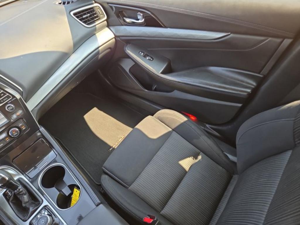 2017 Nissan Maxima S - Photo 11