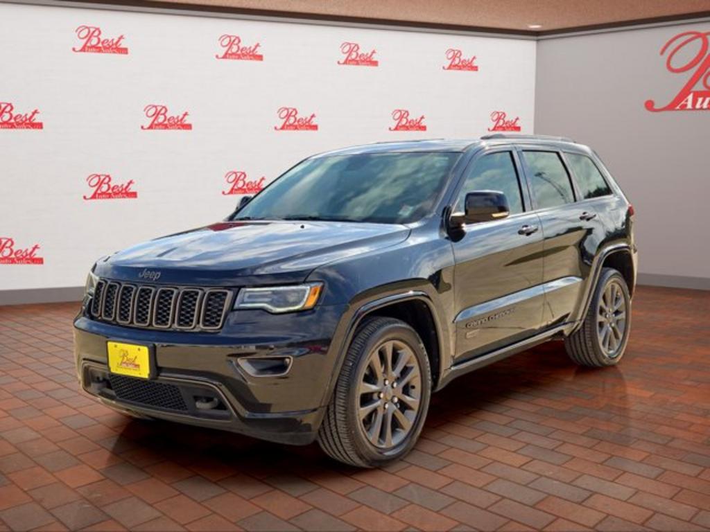2016 Jeep Grand Cherokee Limited's photo