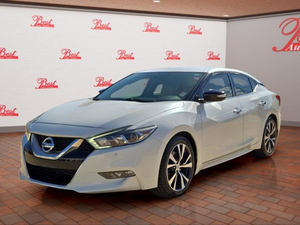 2016 Nissan Maxima SV's photo