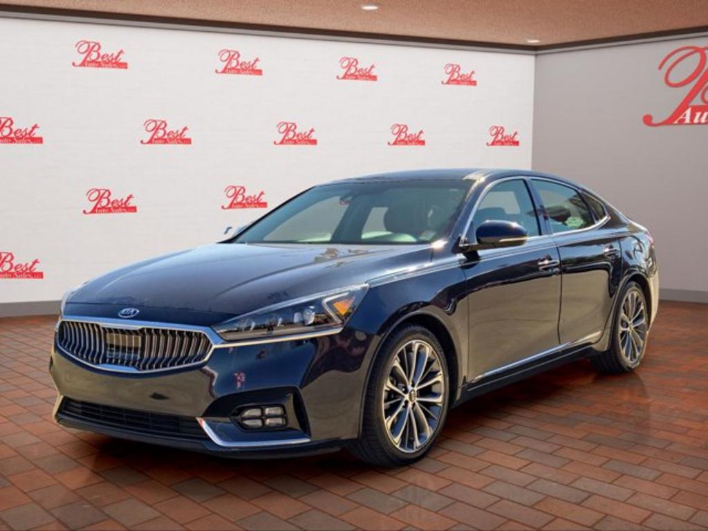 2017 Kia Cadenza Technology