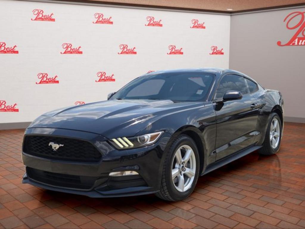2017 Ford Mustang V6 Coupe's photo