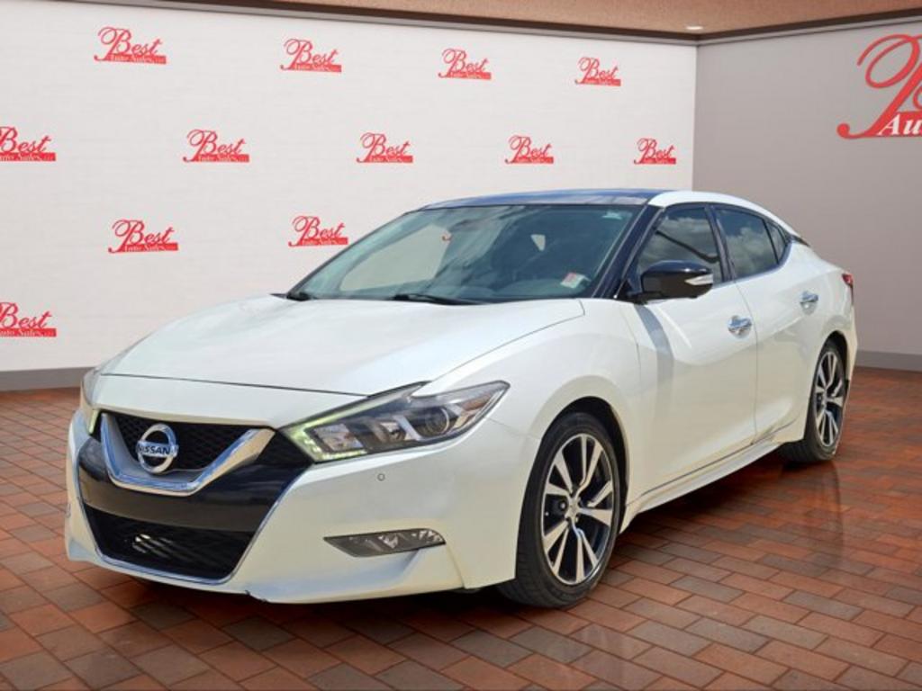 2017 Nissan Maxima Platinum's photo