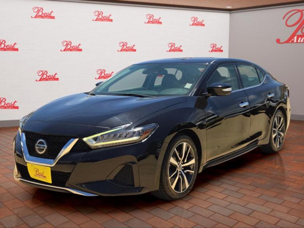2020 Nissan Maxima SV's photo
